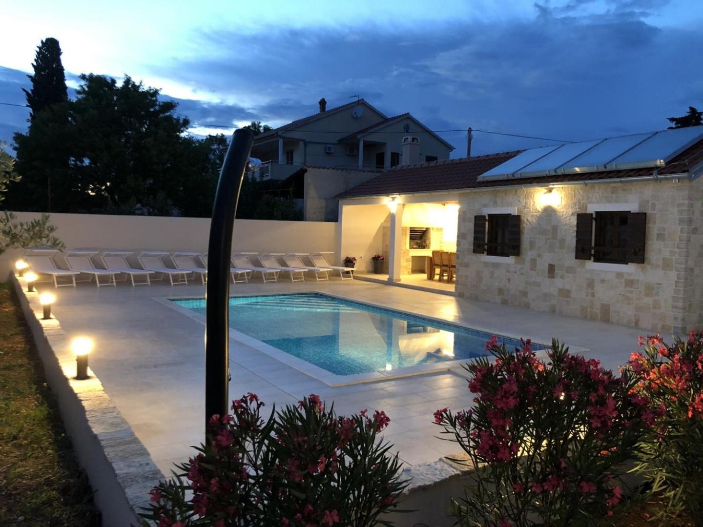 Villa Stella - Crowonder Luxury Rent Turanj Esterno foto